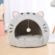 Cute Warm Cat Bed - Cozy Winter Retreat