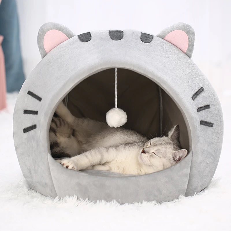 Cute Warm Cat Bed - Cozy Winter Retreat